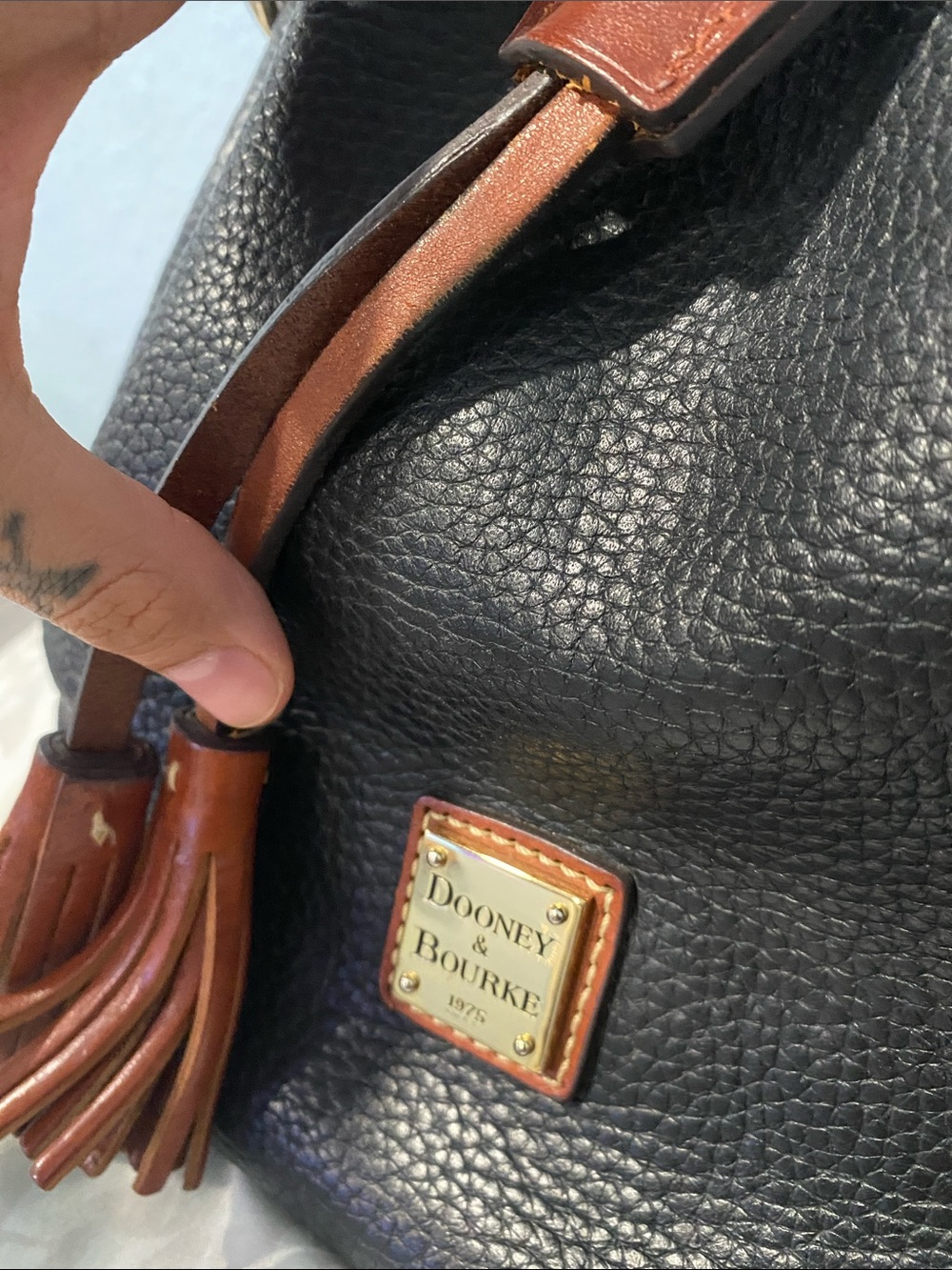 Dooney pebble leather bucket bag - Picture 7 of 14